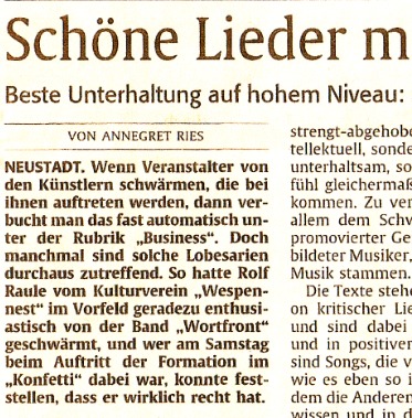 Zeitungsausschnitt aus der Rheinpfalz: Schöne Lieder mit feinen Spitzen